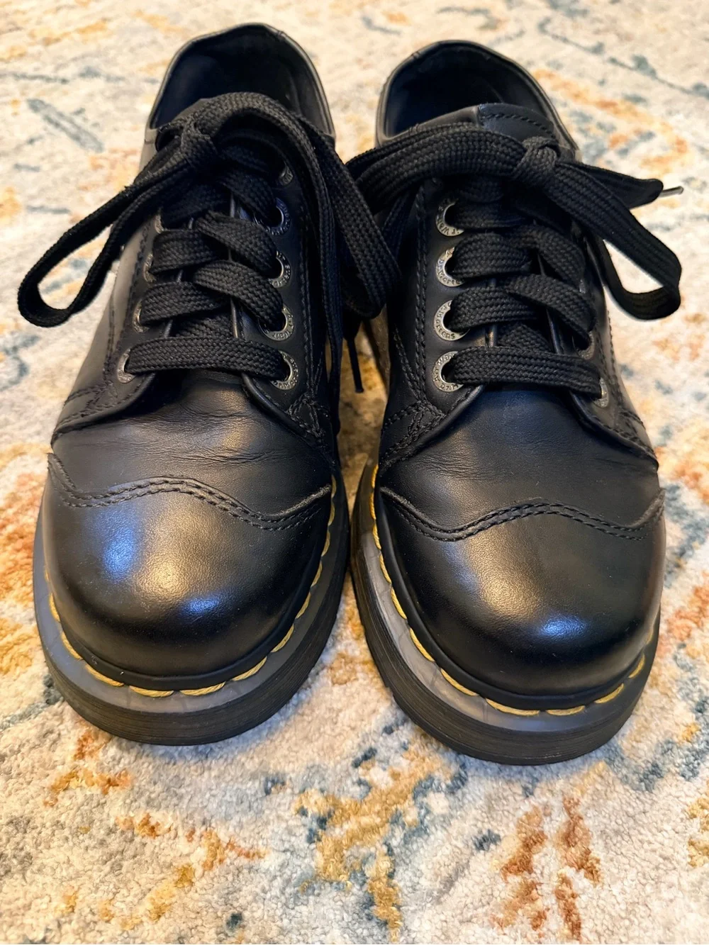 Dr. Martens 8651 Black Leather Platform Derby/Oxfords Excellent EU 37 US 6